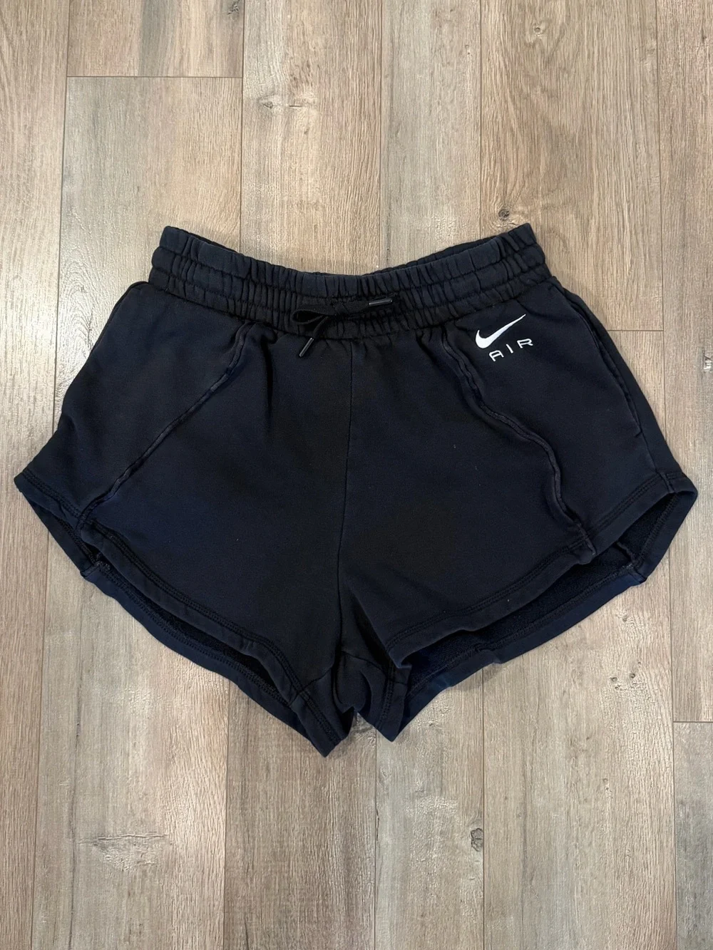 Nike Black Women's Short Athletic Shorts with Elastic Waist